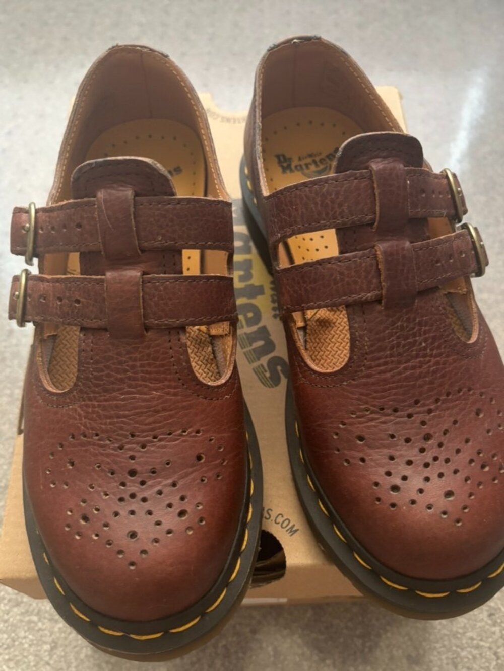 DR. MARTENS 8065 MARY JANE CASHEW SIZE US 6 EU 37